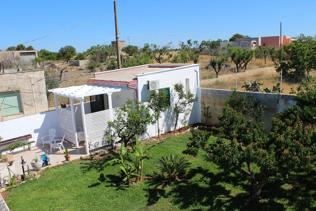B&B L'Isola Che Non C'E Torre San Giovanni Ugento Bagian luar foto