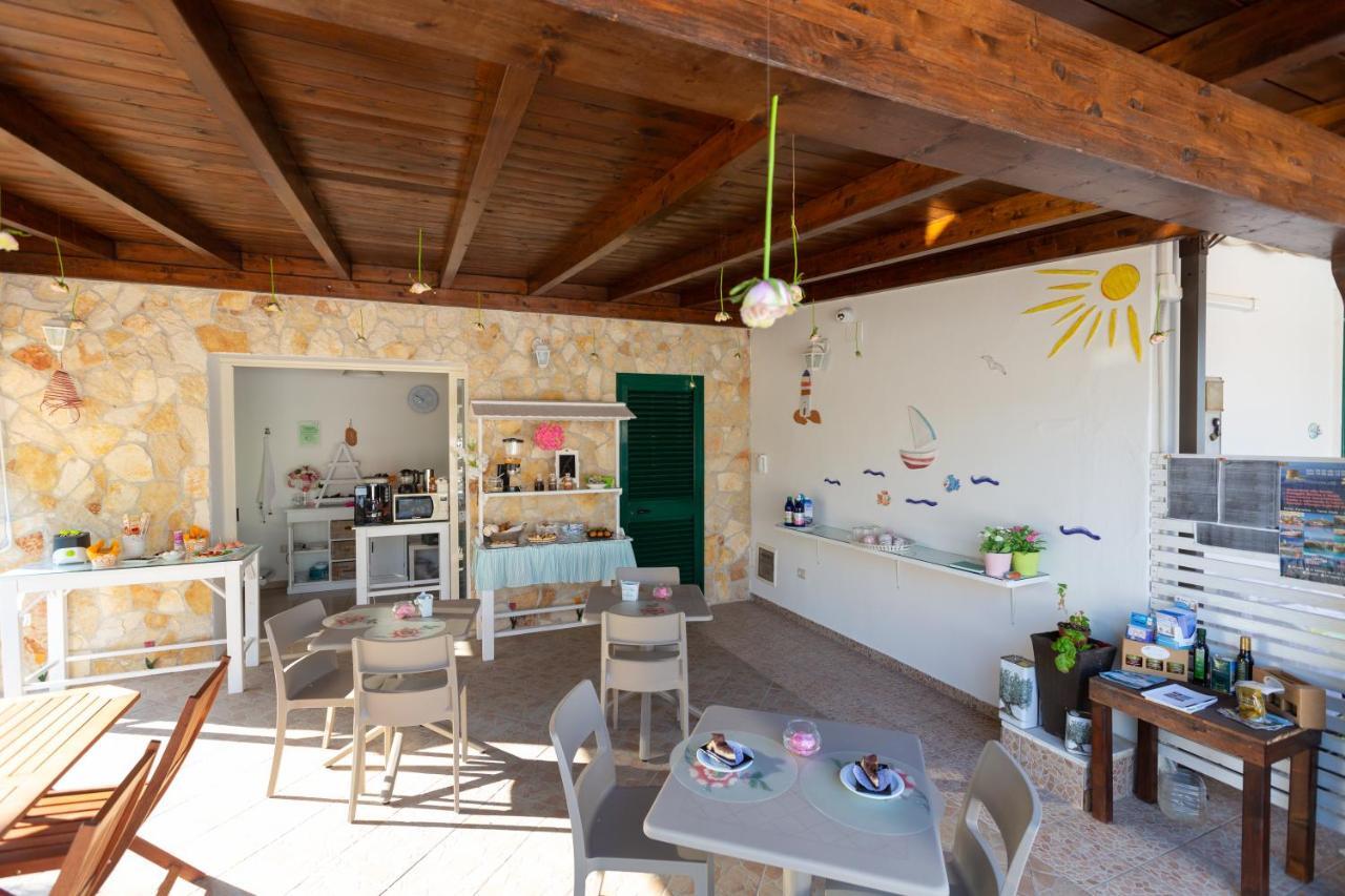 B&B L'Isola Che Non C'E Torre San Giovanni Ugento Bagian luar foto