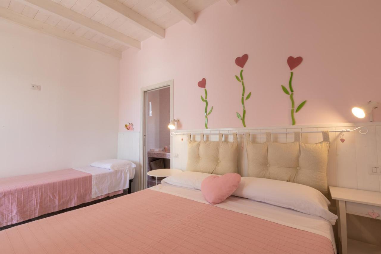 B&B L'Isola Che Non C'E Torre San Giovanni Ugento Bagian luar foto